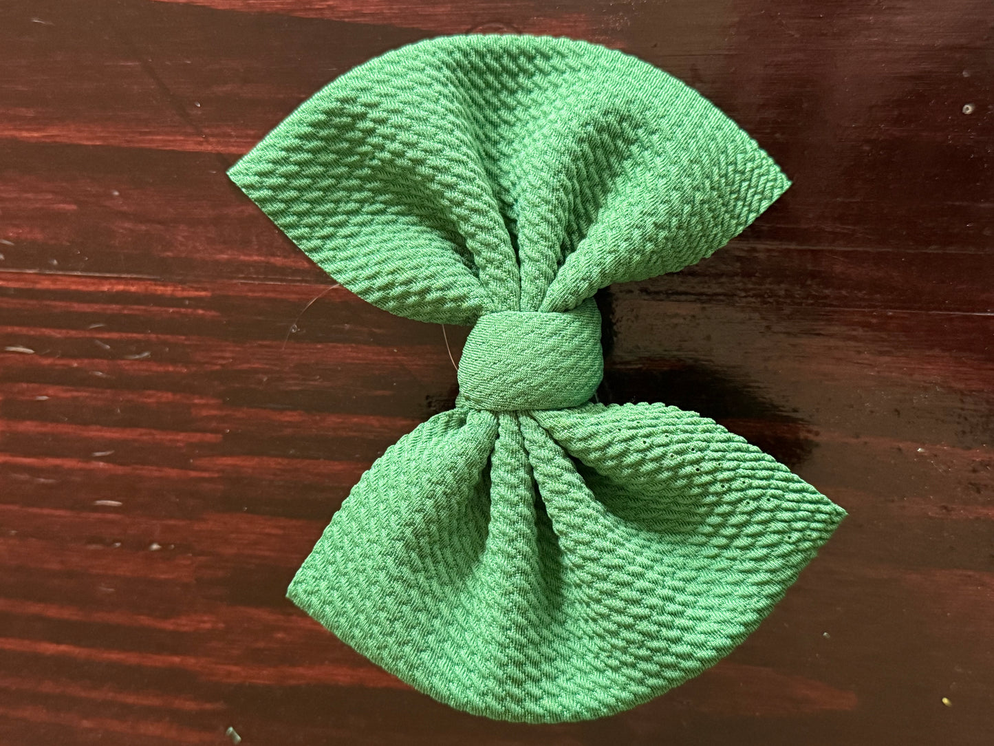 Green Bow on Clip